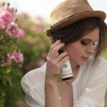 toner natural cu apa florala de trandafiri